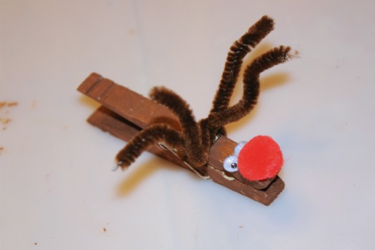 reindeer clothespin