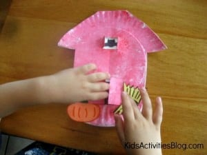 fall craft barn activity