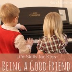 Here are some simple ways for teaching kids to be a good friend!