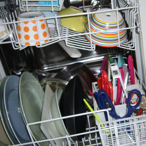Dishwashing with your Preschooler Kids Activities Blog
