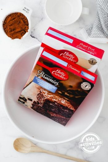 2 Minute Hot Chocolate Mug Cake Mix Recipe So Easy Your 7 Y o Can Make 