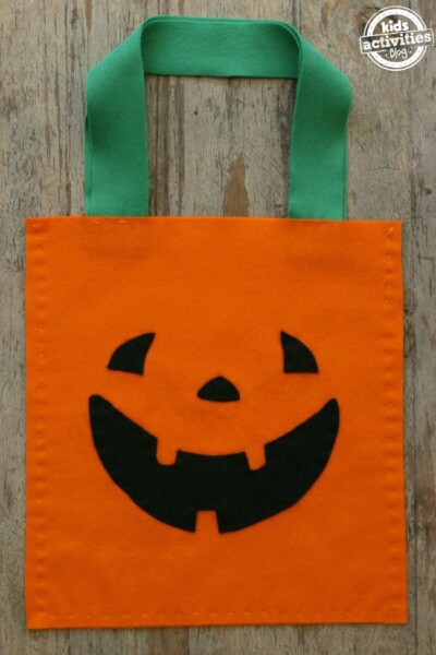 Felt Jack O'Lantern Bag Craft: Easy Sewing Project | Kids Activities Blog