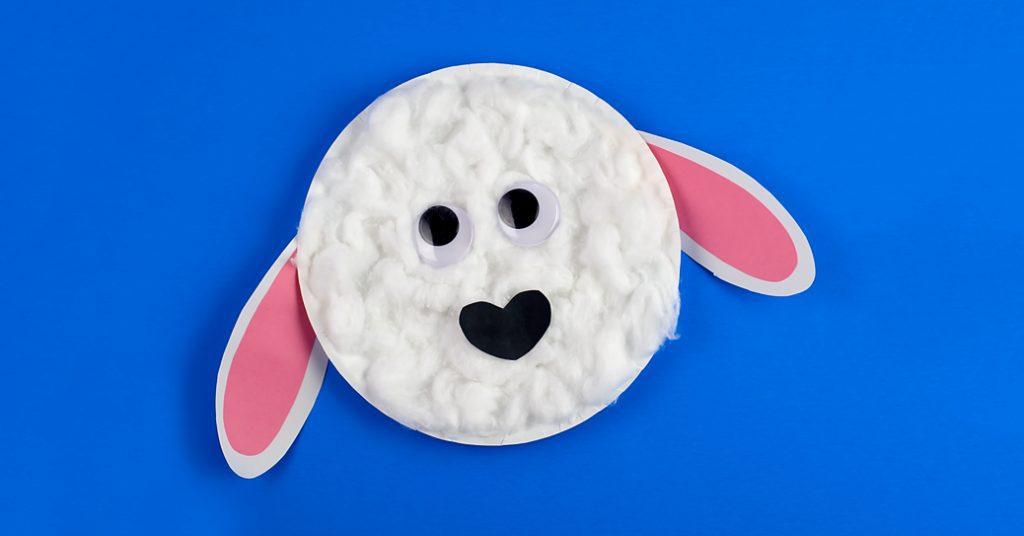 Soft &amp; Wooly Easy Paper Plate Lamb Craft | Kids Activities Blog