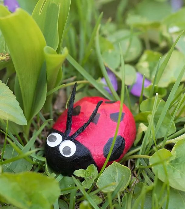 23 Adorable Preschool Ladybug Crafts for Kids | Kids Activities Blog
