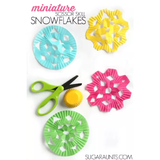 11 Easy Christmas Cupcake Liner Crafts for Kids | Kids Activities Blog