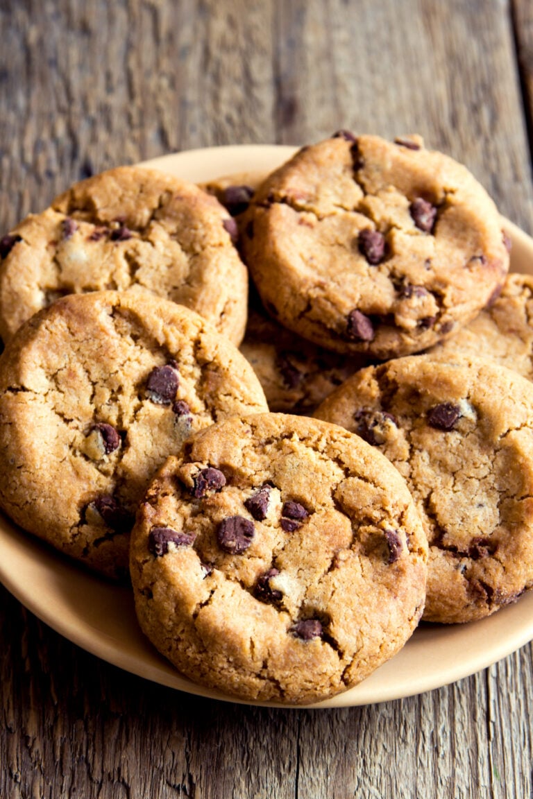 Here's A List of Places You Can Get Free Cookies Today for National