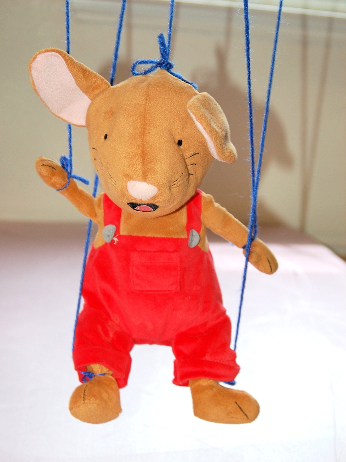 DIY Marionette Crafts- Stuffed animal tied to rulers- kids activities blog