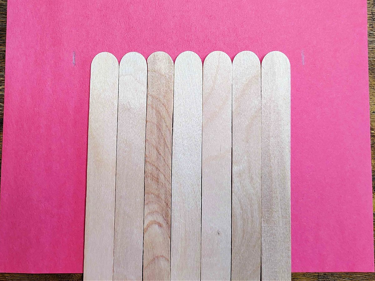 Valentine's Day Craft- Step 2- Measure out heart length - Kids Activities blog