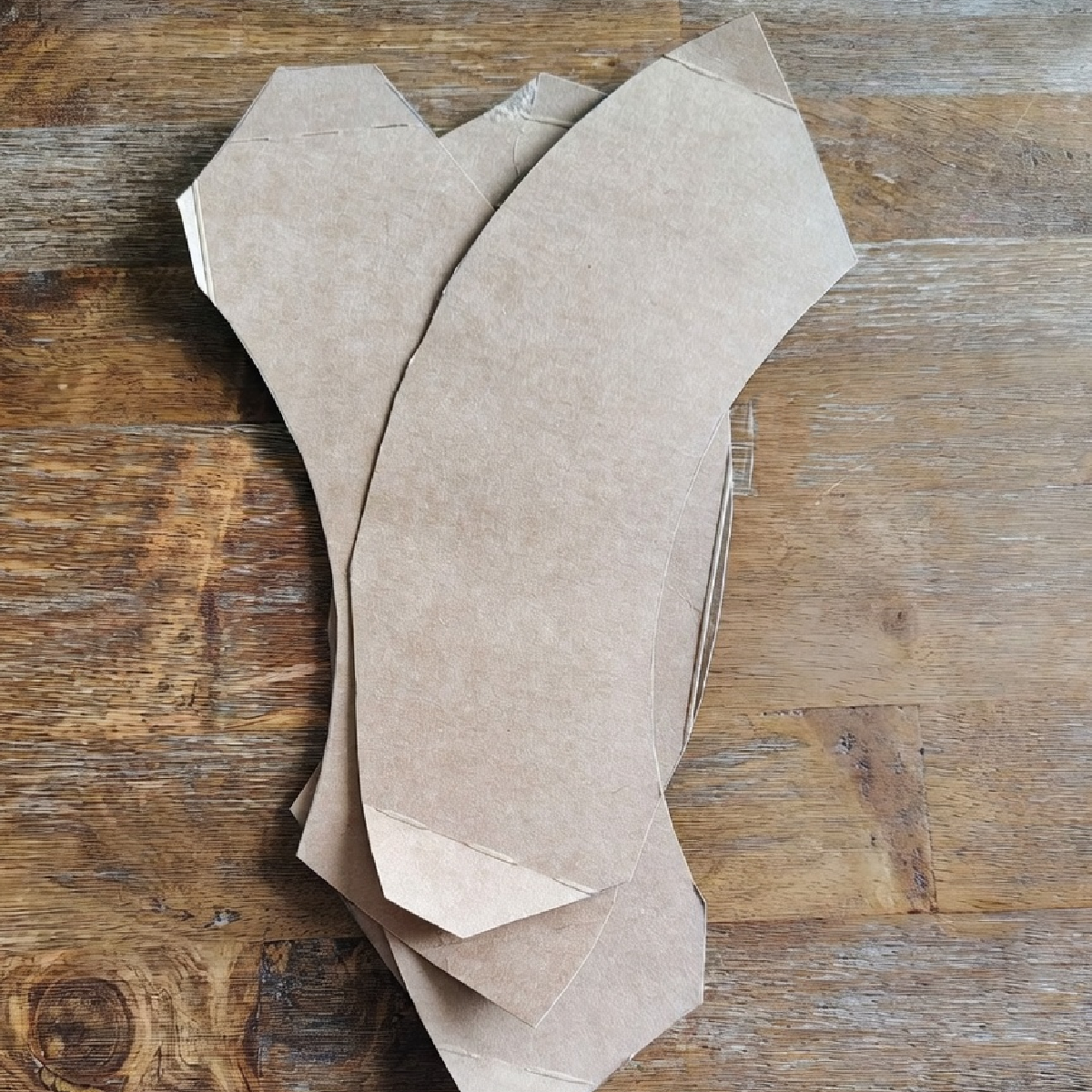 Easter Wreath- Step 1- Cut out card board pieces- Kids Activities Blog