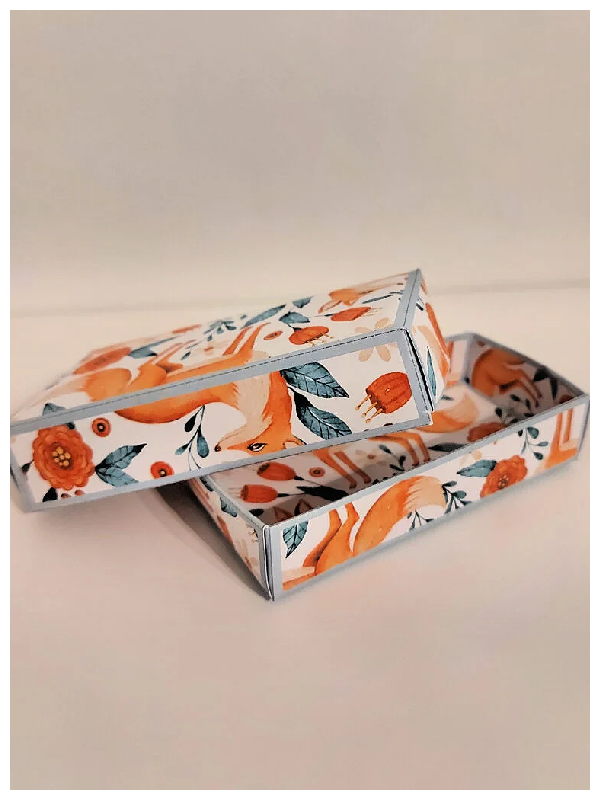 Fun Activities- gift box with fox and leaves- Kids Activities Blog